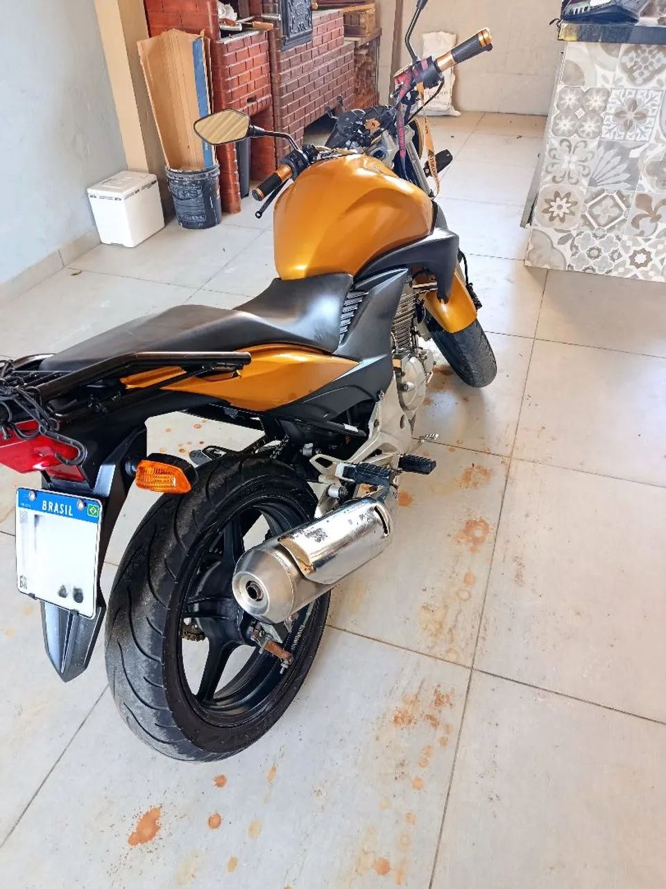 CB 300 2011(Baixo Km e Revisada) - Foto 3