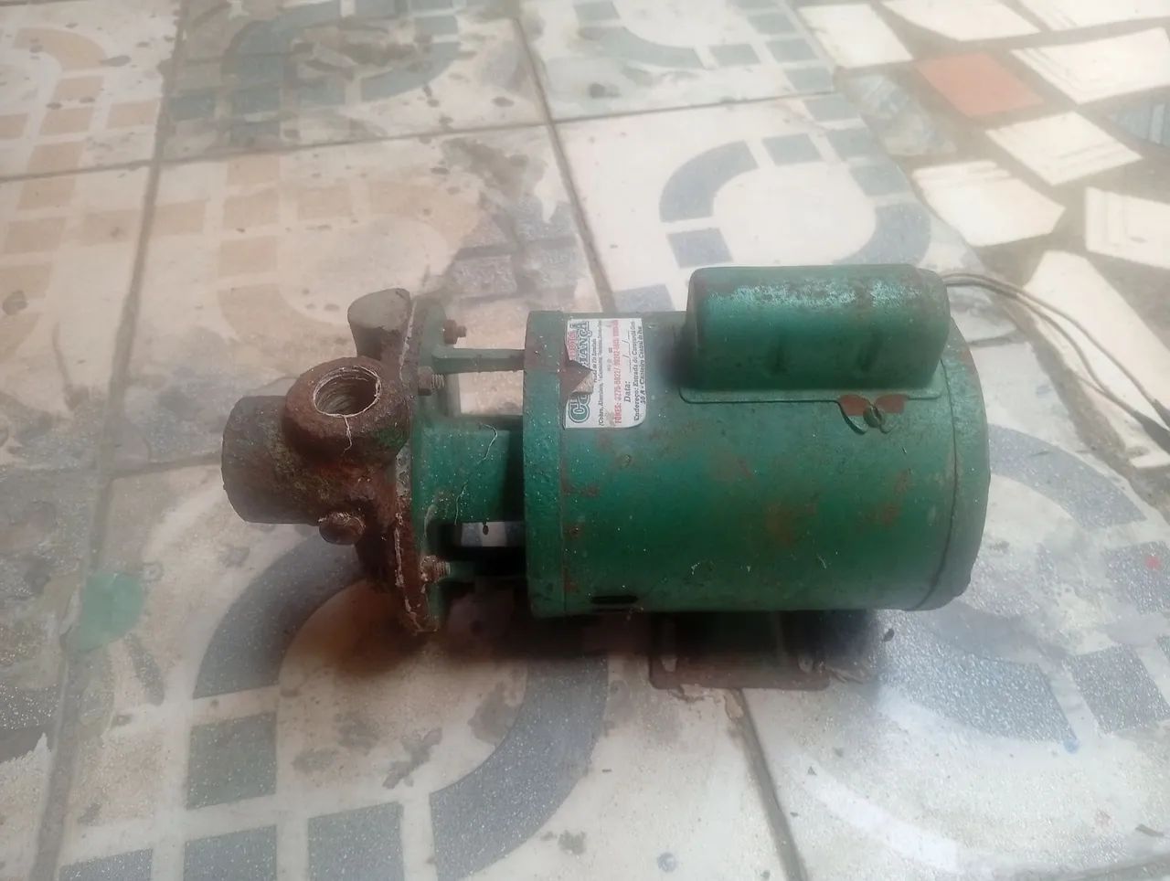Vende-se 