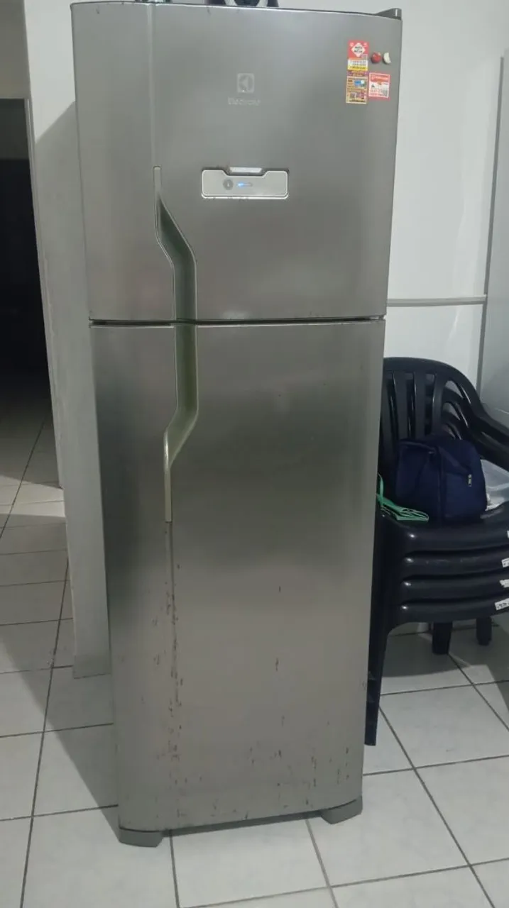 Geladeira Electrolux 260L - Geladeiras e Freezers - Cidade