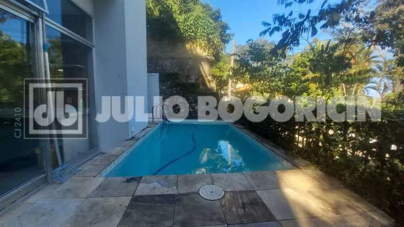 Casa de rua : Duplex / Residencial / Maracanã