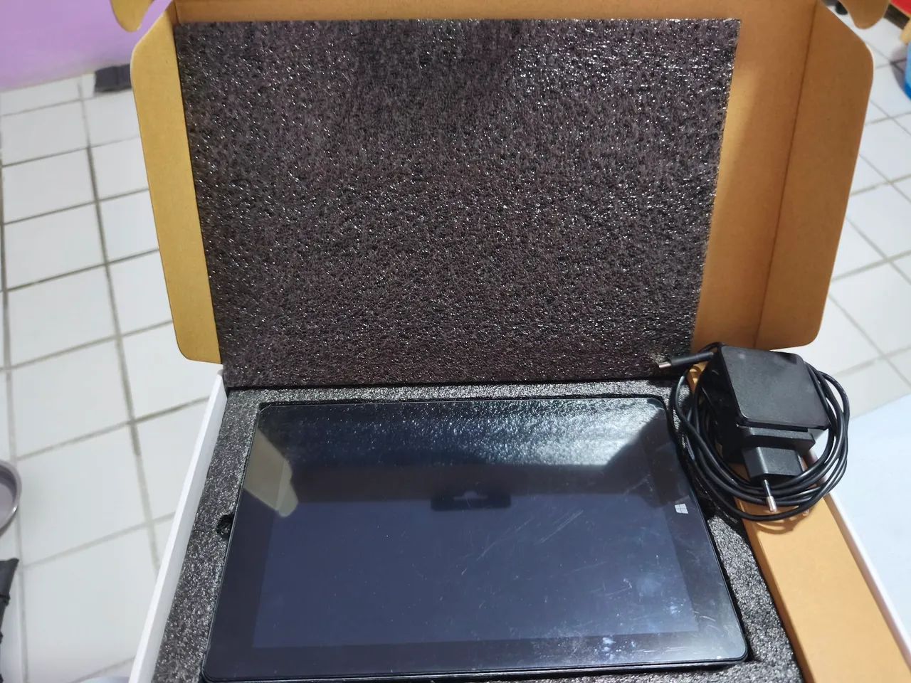 Vendo tablet Tectoy Pense Bem com Windows 11, 6BG RAM e 128 GB memória  - Foto 3