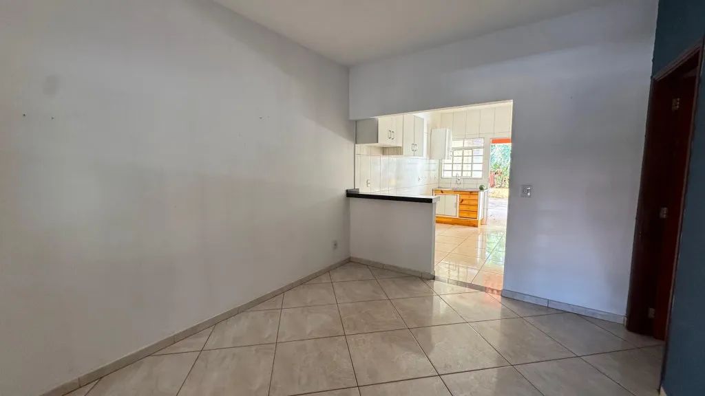 Vendo casa com 2 quartos no interior, Tatuí. - Foto 4