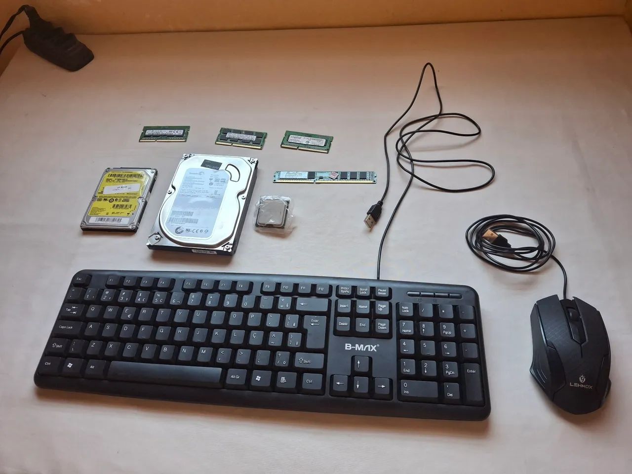Vendo peças de informática 