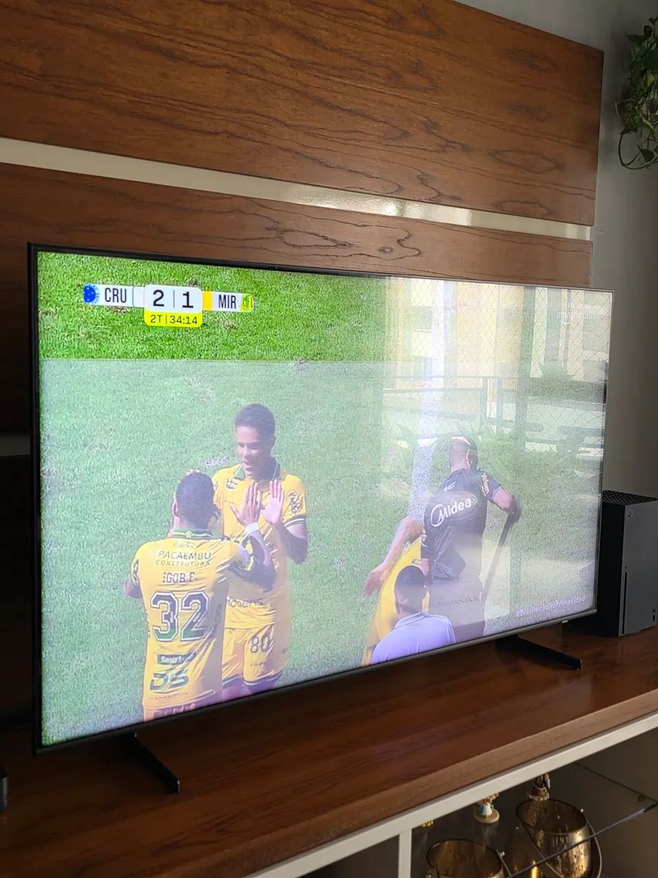 Televisão Samsung 4K - Foto 2