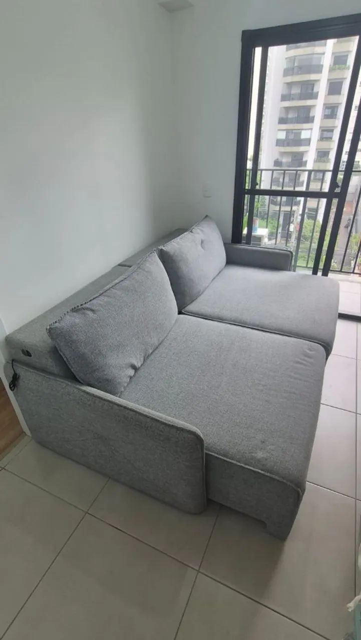 Sofa retrátil, confortável e com carregador USB - Foto 3