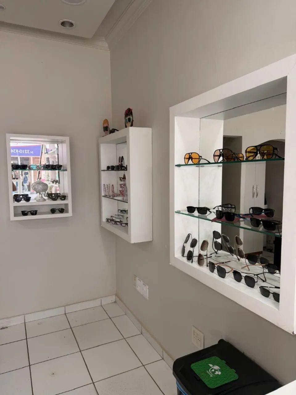  VENDO LOJA COMPLETA - IDEAL PARA MONTAR UMA ÓTICA - Foto 4