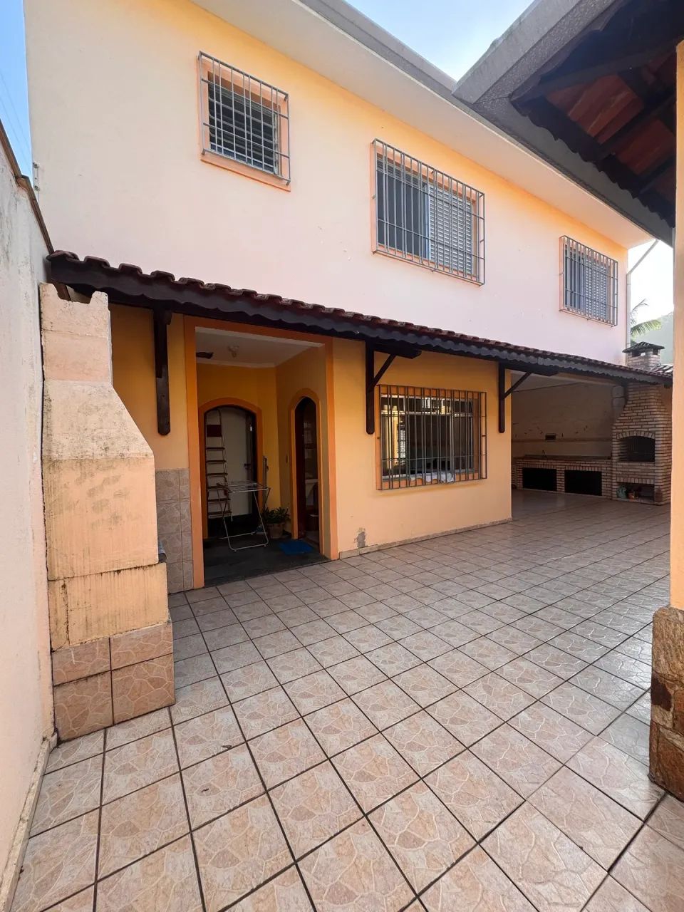 casa no centro de mongagua com edicula nos fundos - Foto 5