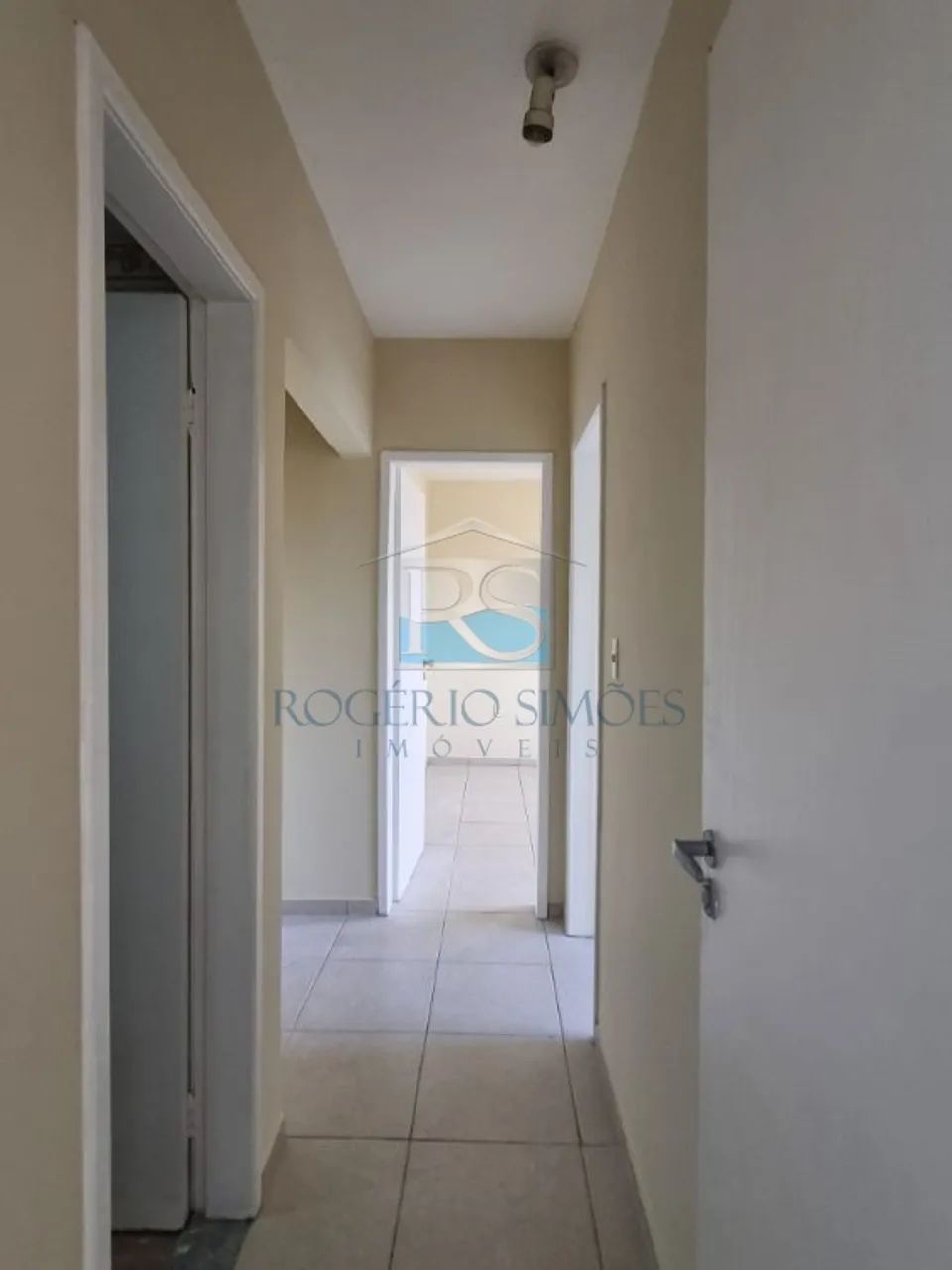 Ótimo apartamento 2 quartos - Centro de Macaé, próximo a comércio em geral - Foto 4
