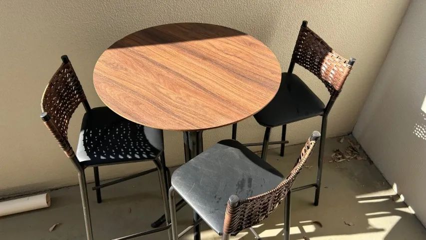 Mesa Bistrô com 3 Bancos - Foto 2