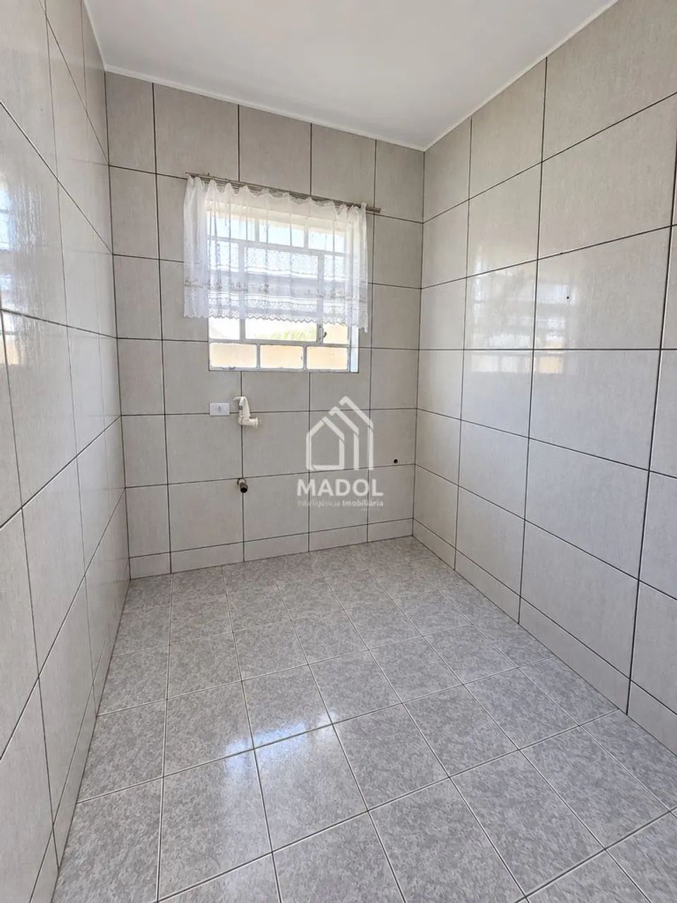 Casa espaçosa com edicula e churrasqueira | Centro | 3.500,00 - Foto 5