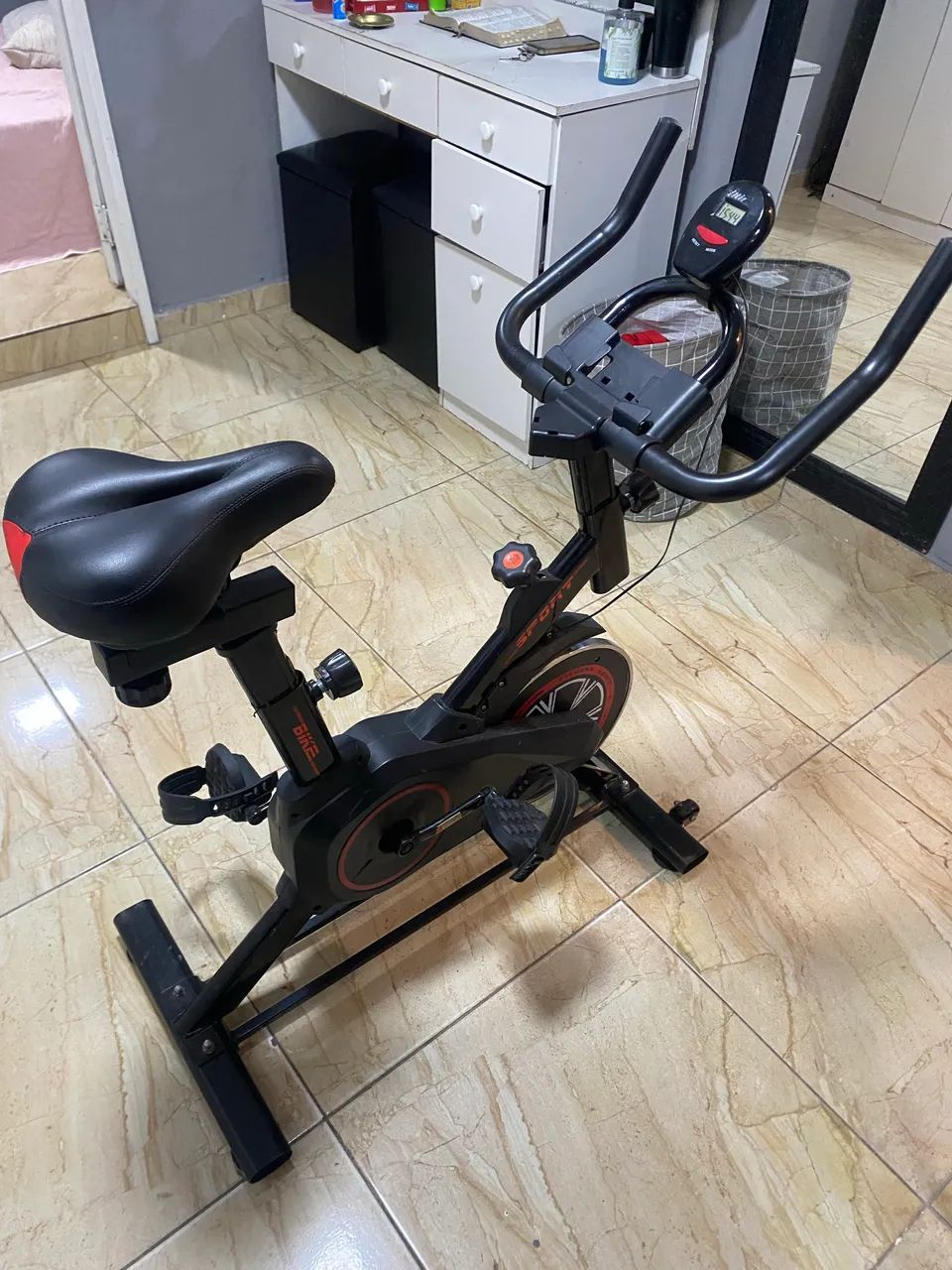 Bicicleta ergométrica tipo spinning  - Foto 4
