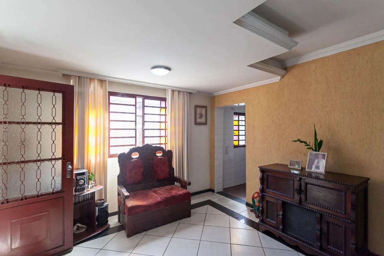 Casa à Venda - Alípio de Melo, 3 Quartos, 250 m2 - Foto 3
