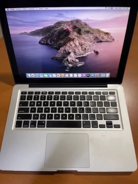 MacBook Pro 13' / Mid 2009 / 2,26Ghz Intel Core 2 Duo / 4GB
