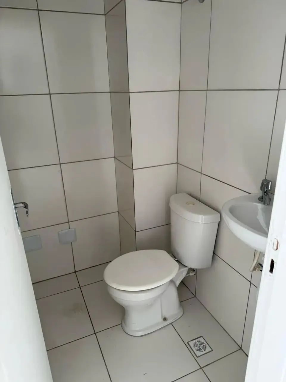 Comercial à venda em rua pública, JARDIM CARAPINA, Lauro de Freitas, BA - Foto 7