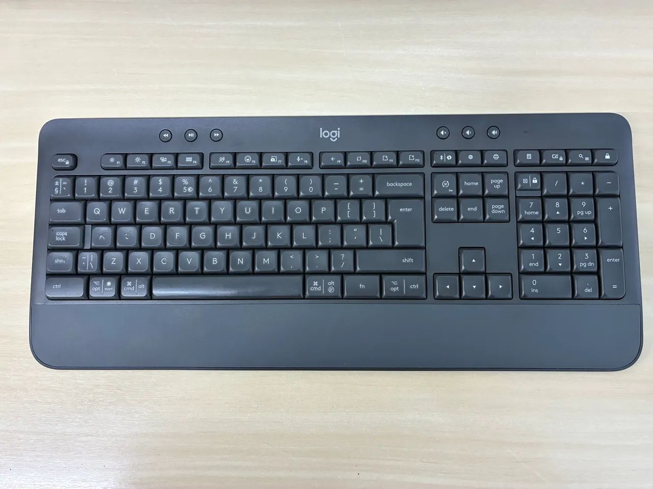 Teclado Logitech K650