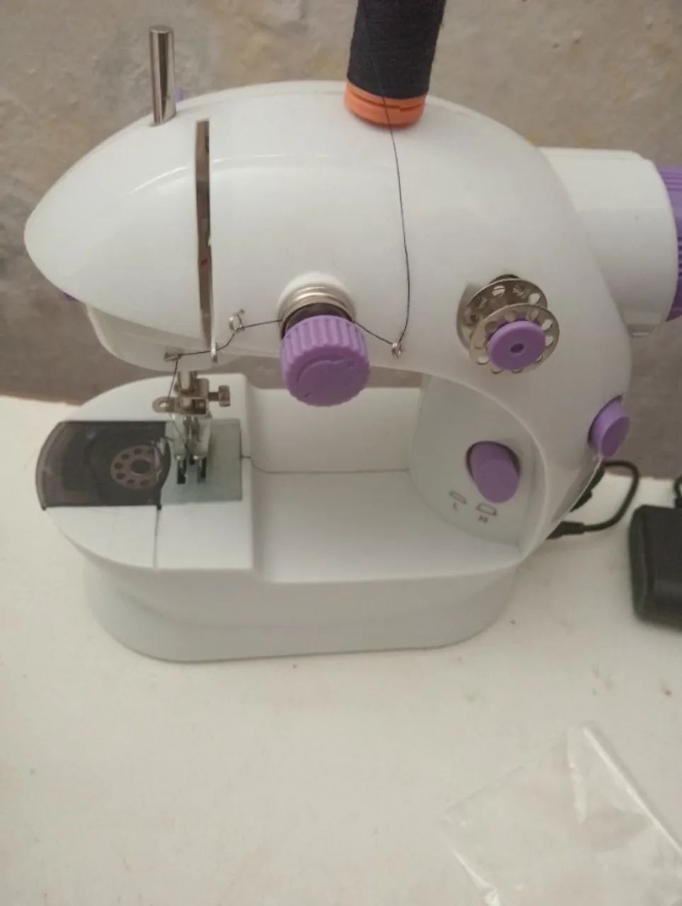 Máquina de custura 