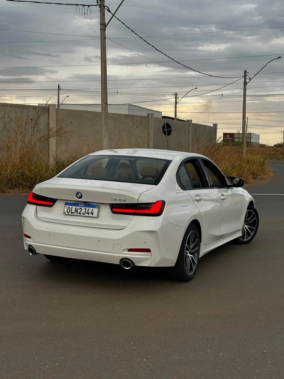 BMW 320I A Modern/sport TB 2.0/a.flex 16V 4P 2024 2024