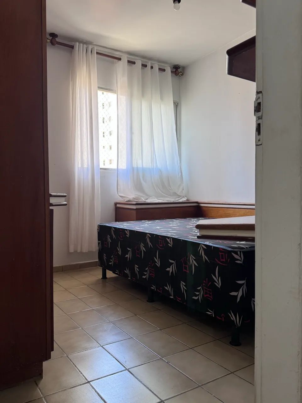 Aluguel de quarto para mulher  - Foto 4