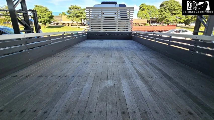 MERCEDES BENZ ACCELO 815 13/13 C/AR - Foto 8