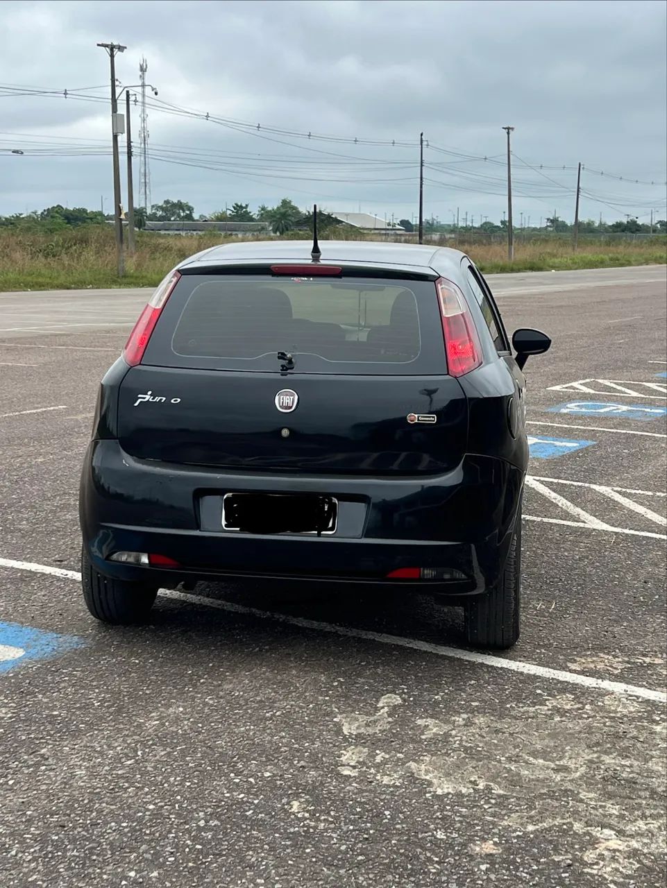 Fiat Punto Attractive 1.4 Fire Flex 8V 5P 2012 - Foto 4