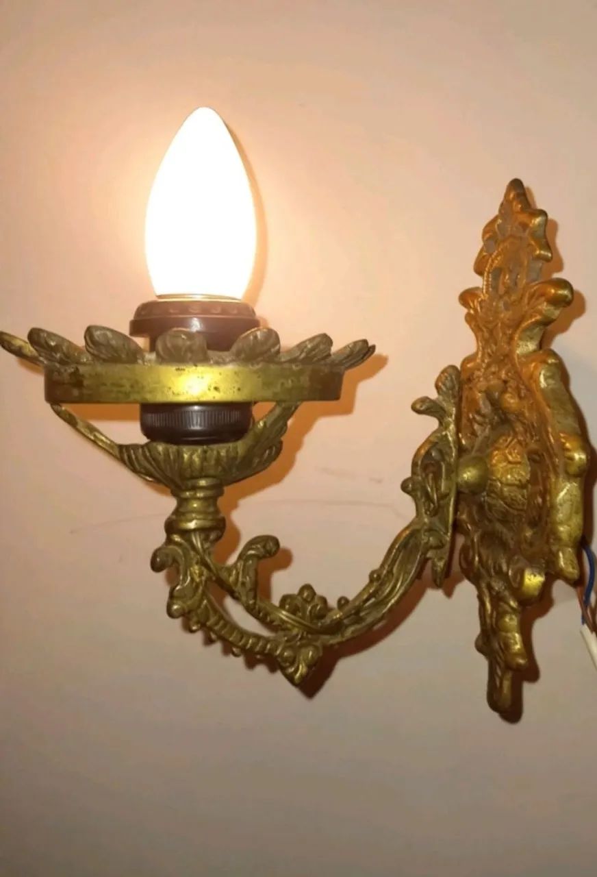 Arandela de bronze antigo - Foto 3