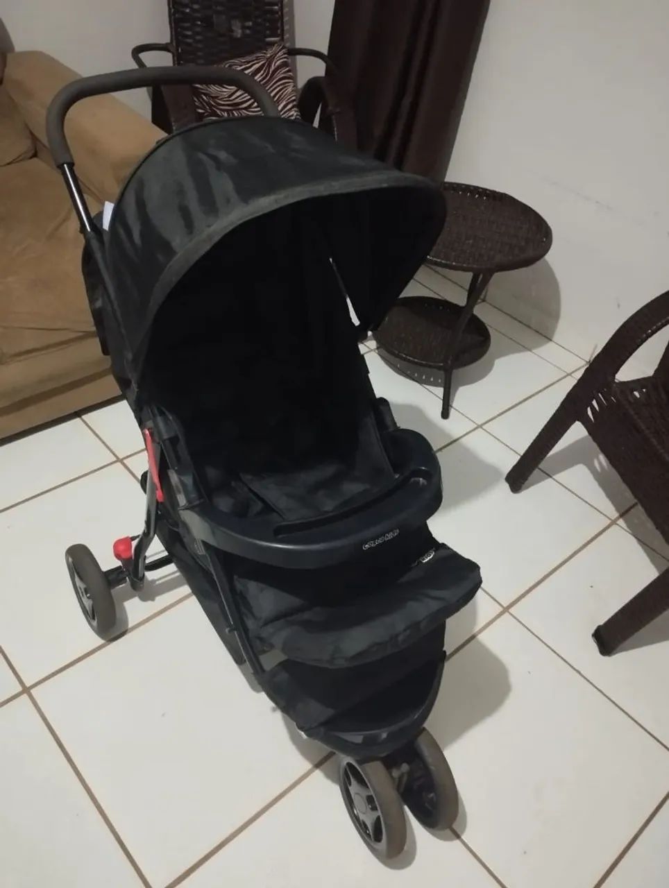 Carrinho Cosco pouco usado  de brinde chiqueirinho  - Foto 4