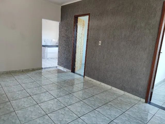 Casa 03 quartos com fogão a lenha 
