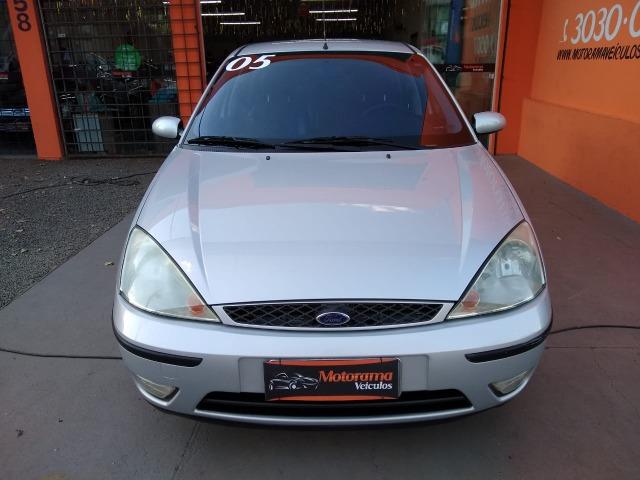 Focus Sedan Guia