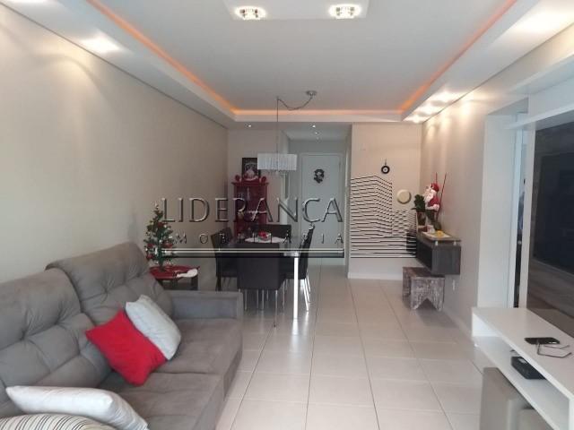 Apartamento, saco grande, 2 dormitórios, sendo 1 suíte. - Foto 2