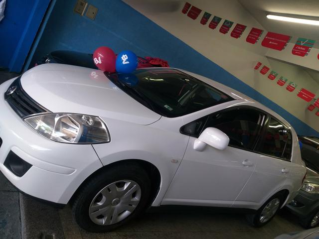 Nissan Tiida 2011 1.8 completo - Foto 14