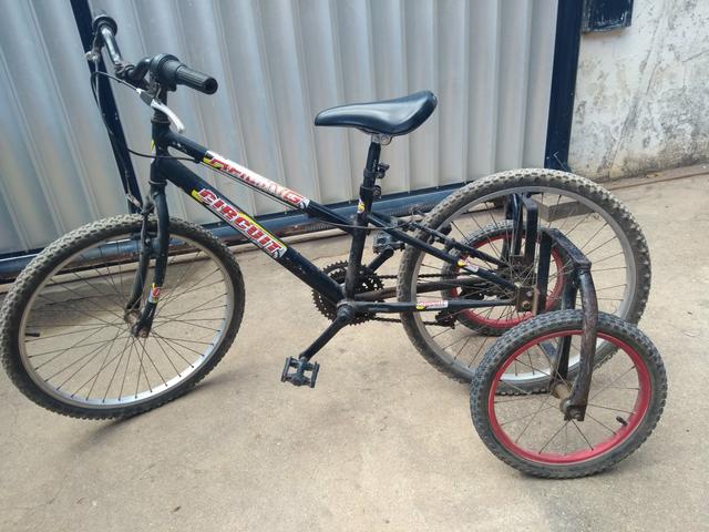 Bicicleta triciclo - Foto 3