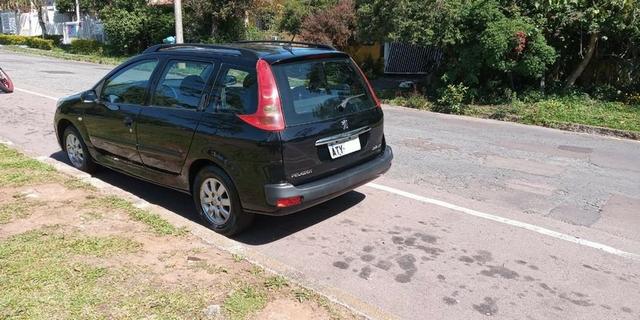 Peugeot 207 SW XR 1.4 8V Flex - Foto 5