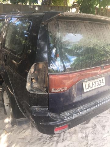 Pajero Sport GLS sucata (motor vendido) - Foto 11