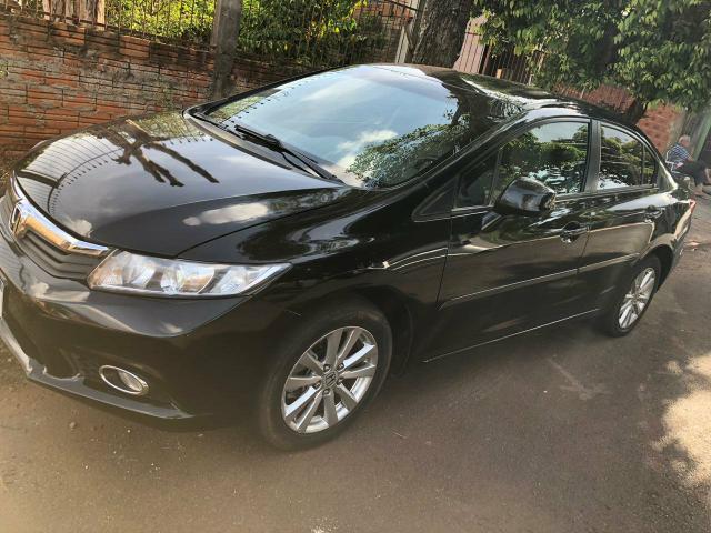 Vendo ou troco Honda Civic 1.8 automático - Foto 2
