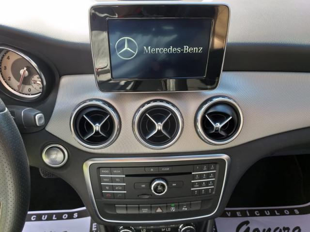 MERCEDES-BENZ GLA 250 2.0 16V TURBO GASOLINA ENDURO 4P AUTOMÁTICO - Foto 17