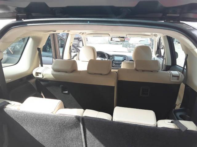 Mitsubishi Outlander 2.2 - Foto 9