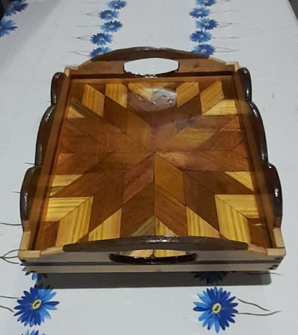 Bandeja marchetada