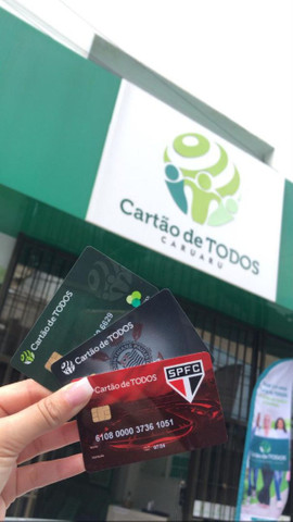 Vendedor cartão de todos