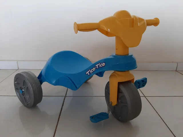 Triciclo Motoca Infantil Tico Tico Zoom Azul C/cesta Magic 2710l