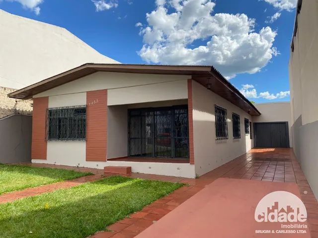 Casa Residencial para aluguel, 3 quartos, 1 vaga, Parque