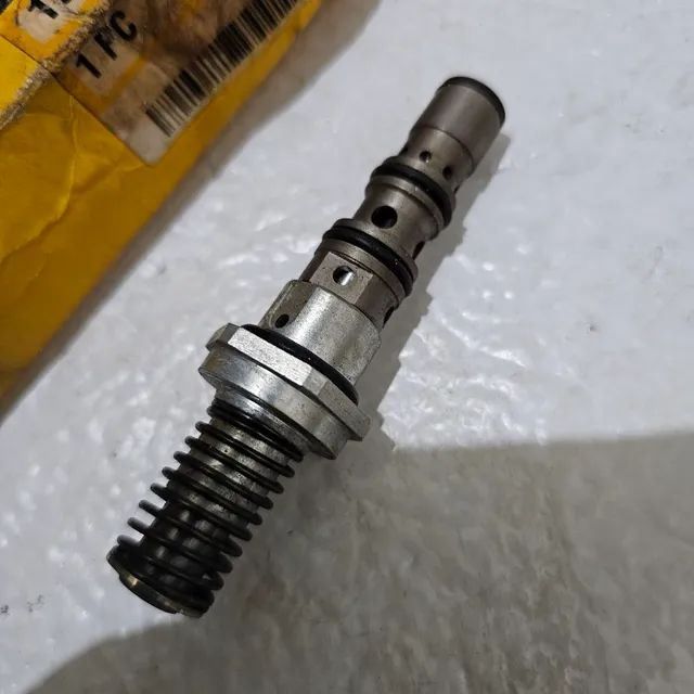 Trator esteira carregadeira caterpillar valvula piloto nova original 1945033 - Foto 3