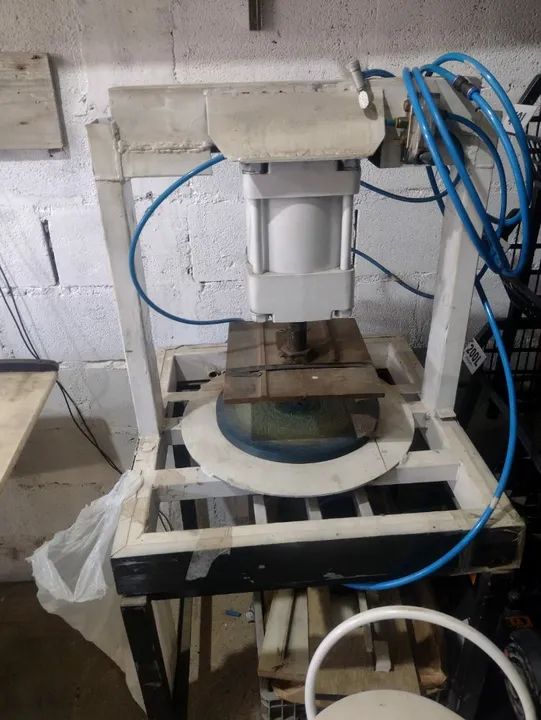 Promoção Máquina de corte e solda+prensa para alças  - Foto 2