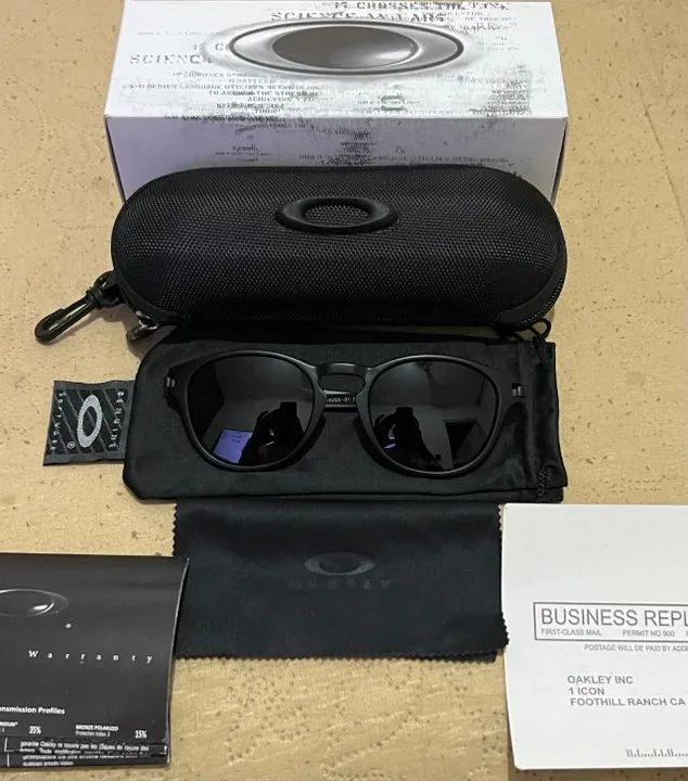 Óculos de Sol Oakley Latch Matte Black/Lente Black - Foto 5