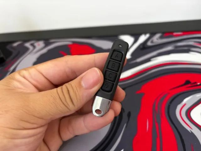 Controle Universal 4 Botões 433MHz - Novo! - Foto 3