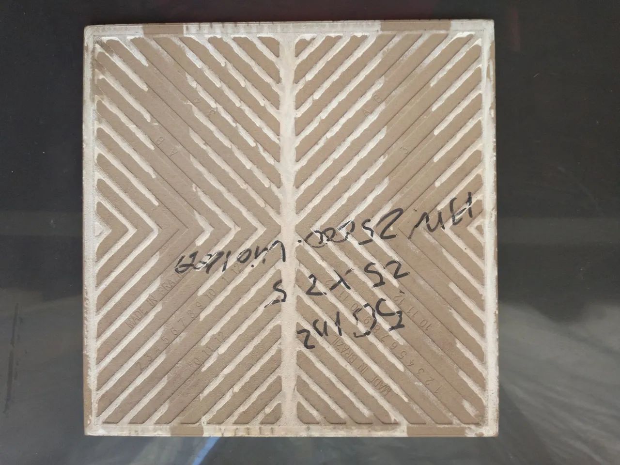 Porcelanato BRANCO ACETINADO VIA ROSA -25x25cm - Foto 2