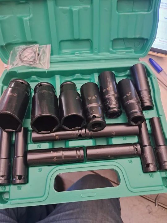 Jogo de Soquetes 1/2 - 15 Peças - 8-32mm