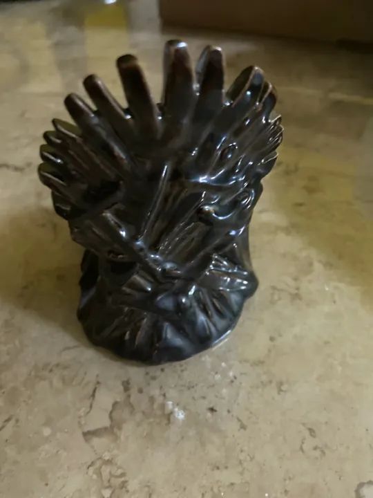 Boneco Game of Thrones - Iron Throne - Foto 5