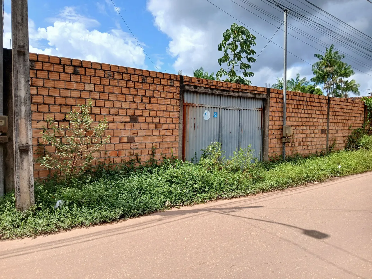 Terreno 20x40 com rua asfaltada águas brancas no Girassol