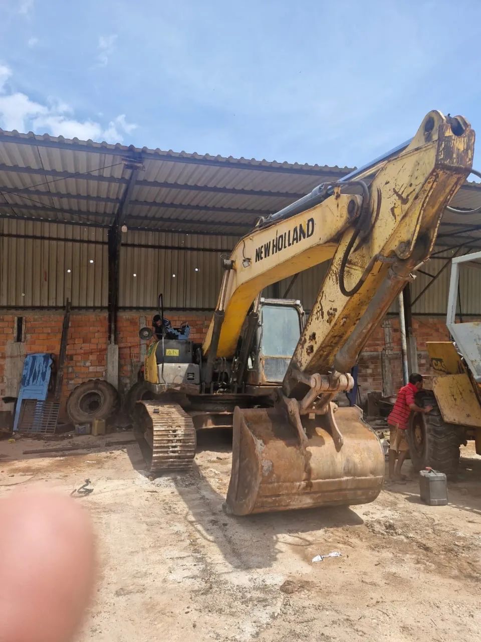 Oportunidade! Escavadeira E215C EVO 2022. - Foto 4