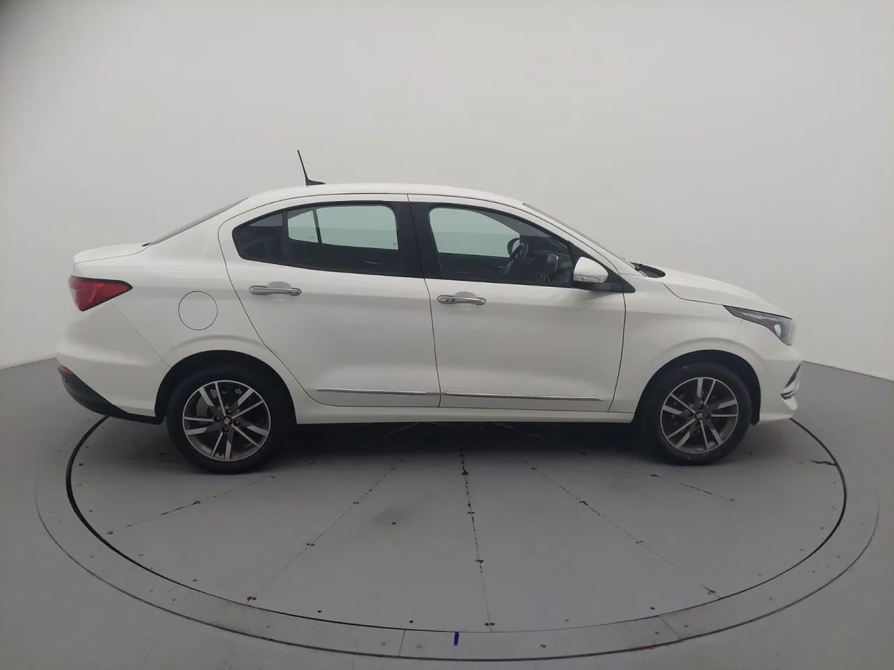 Fiat Cronos PRECISION 1.8 16V Flex Aut., foto 6 de 18
